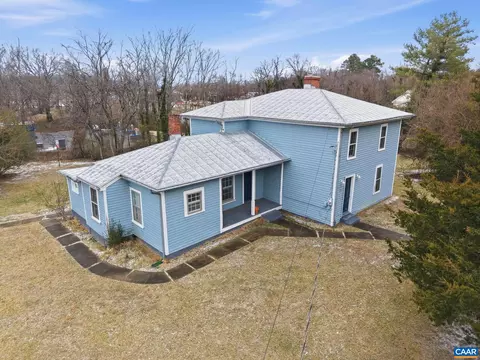 204 Holladay Ave, Gordonsville, VA 22942