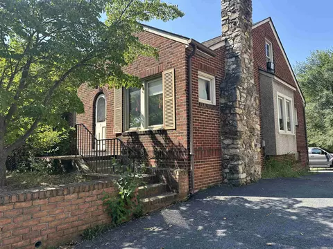 57 Port Republic Rd, Harrisonburg, VA 22801