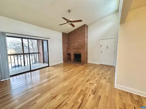 138 Green Turtle Ln #12, Charlottesville, VA 22901