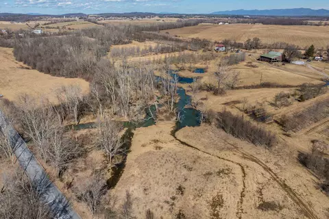 View/Area - 514 Lipscomb Rd, Stuarts Draft, VA 24477 photo 21 of 24