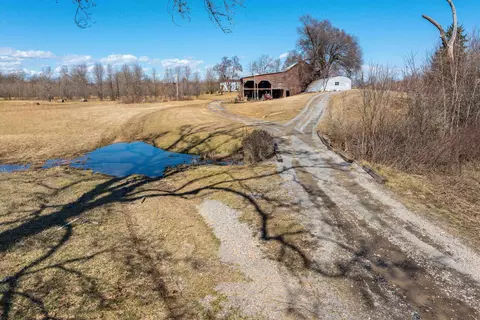 Exterior - 514 Lipscomb Rd, Stuarts Draft, VA 24477 photo 3 of 3