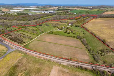 View/Area - 514 Lipscomb Rd, Stuarts Draft, VA 24477 photo 6 of 24