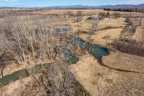 View/Area - 514 Lipscomb Rd, Stuarts Draft, VA 24477 photo 22 of 24