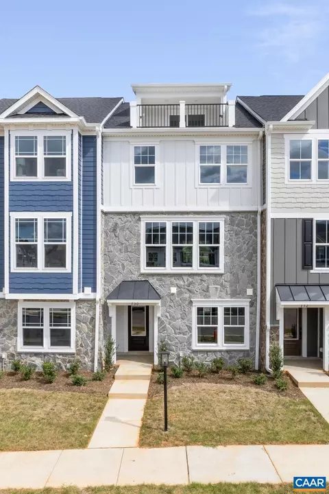 750 Park Ridge Dr, Crozet, VA 22932