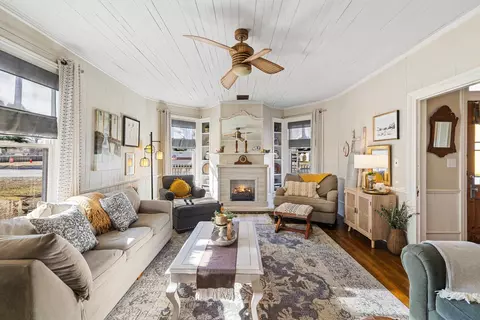 Living - 8981 Highland Tpke, Mcdowell, VA 24458 photo 5 of 5