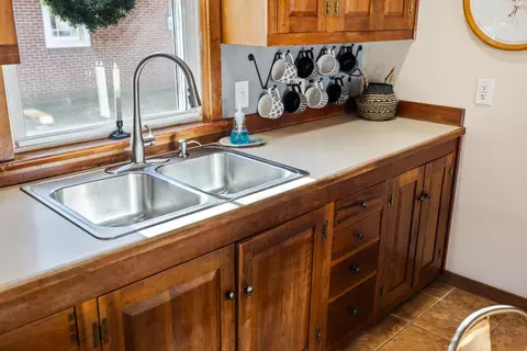 Kitchen - 8981 Highland Tpke, Mcdowell, VA 24458 photo 3 of 7