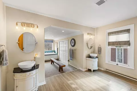 Bath - 8981 Highland Tpke, Mcdowell, VA 24458 photo 3 of 5