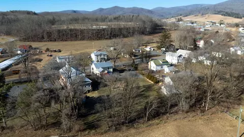 View/Area - 8981 Highland Tpke, Mcdowell, VA 24458 photo 2 of 4