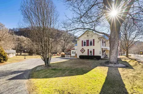 Exterior - 8981 Highland Tpke, Mcdowell, VA 24458 photo 7 of 12