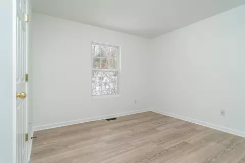 Bedroom - 37 Hatchechubee Rd, Palmyra, VA 22963 photo 5 of 5