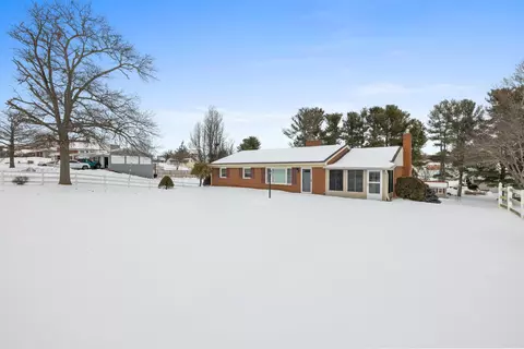 1034 Ladd Rd, Waynesboro, VA 22980
