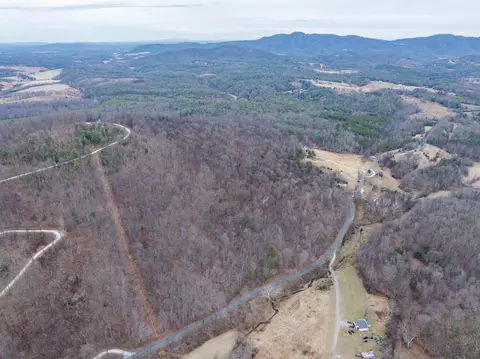 View/Area - 516 Slapp Creek Rd, Amherst, VA 24521 photo 8 of 9