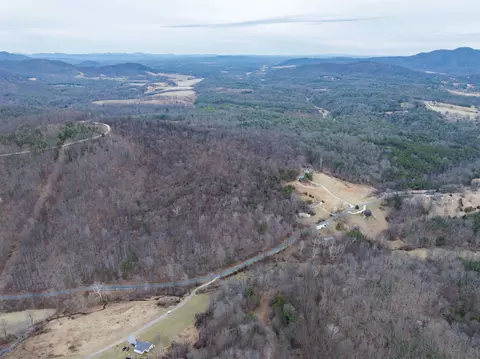 View/Area - 516 Slapp Creek Rd, Amherst, VA 24521 photo 7 of 9