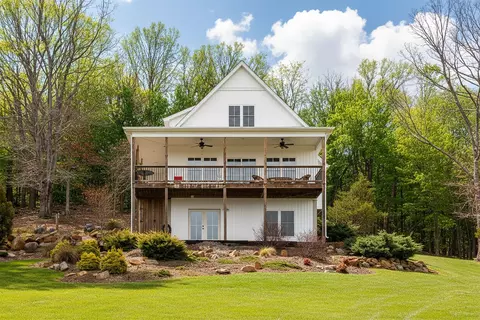 Exterior - 516 Slapp Creek Rd, Amherst, VA 24521 photo 5 of 18