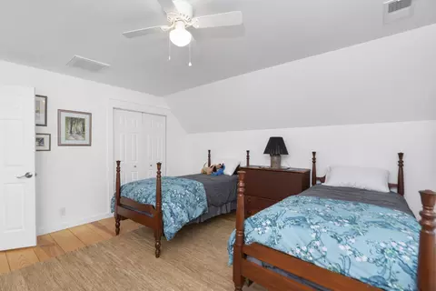 Bedroom - 516 Slapp Creek Rd, Amherst, VA 24521 photo 6 of 9