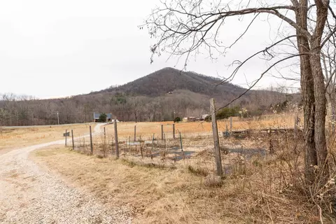 Exterior - 516 Slapp Creek Rd, Amherst, VA 24521 photo 15 of 18
