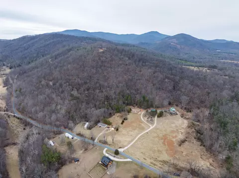 View/Area - 516 Slapp Creek Rd, Amherst, VA 24521 photo 6 of 9