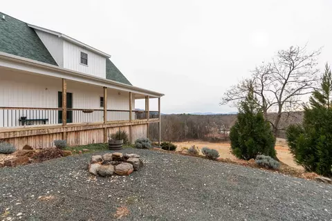 Exterior - 516 Slapp Creek Rd, Amherst, VA 24521 photo 12 of 18