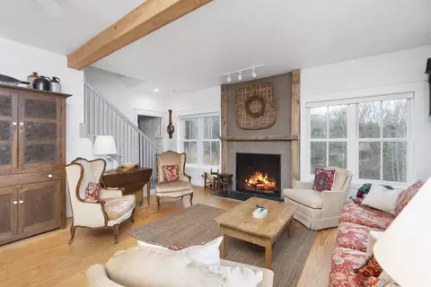 Living - 516 Slapp Creek Rd, Amherst, VA 24521 photo 3 of 8
