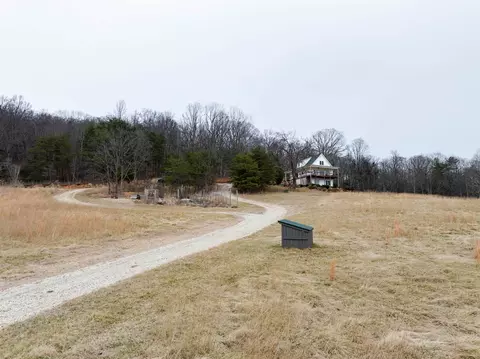 Exterior - 516 Slapp Creek Rd, Amherst, VA 24521 photo 16 of 18