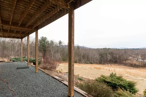 Exterior - 516 Slapp Creek Rd, Amherst, VA 24521 photo 7 of 18