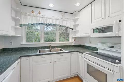 1 Windy Way, Palmyra, VA 22963 photo 16