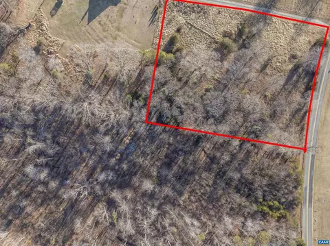 Watts Passage, Charlottesville, VA 22911 photo 6