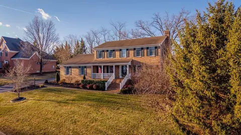 121 Fairway Dr, Harrisonburg, VA 22802