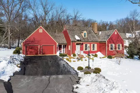 305 Kings Sq, Staunton, VA 24401