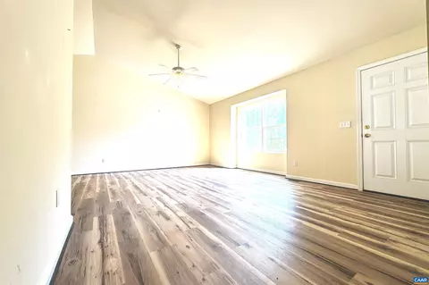 Living - 10 Loblolly Rd, Palmyra, VA 22963 photo 3 of 4