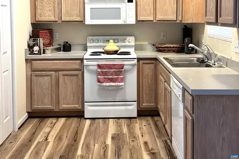 Kitchen - 10 Loblolly Rd, Palmyra, VA 22963 photo 1 of 1
