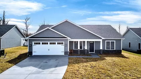 172 Langley Dr, Waynesboro, VA 22980