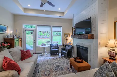 Living - 41 Chamberlain Loop, Lexington, VA 24450 photo 2 of 6