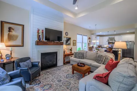 Living - 41 Chamberlain Loop, Lexington, VA 24450 photo 4 of 6