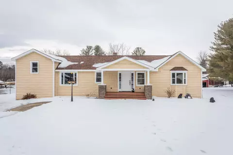 1325 Mt Torrey Rd, Lyndhurst, VA 22952