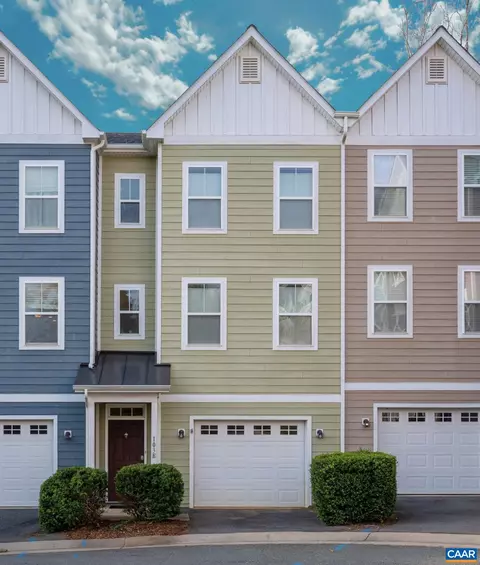103 Longwood Dr #E, Charlottesville, VA 22903