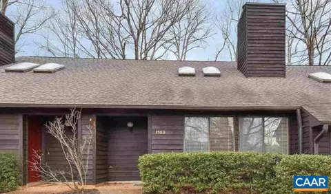 1583 Birnam Dr, Charlottesville, VA 22901