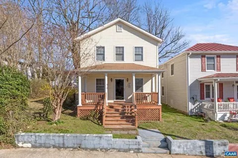 354 NW 10 12 St NW, Charlottesville, VA 22903