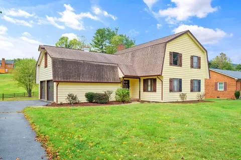 103 Holly Hill Dr, Bridgewater, VA 22812