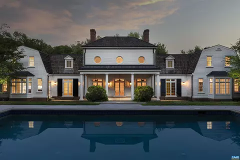 2405 Coopers Ln, Charlottesville, VA 22902