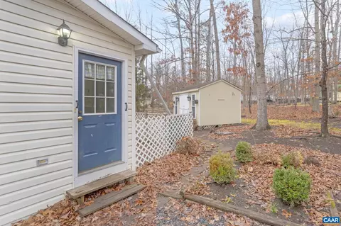 Exterior - 6 Pinehurst Rd, Palmyra, VA 22963 photo 5 of 10