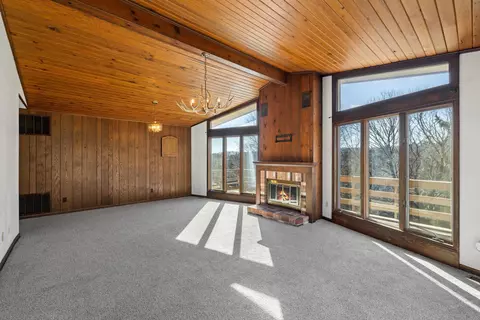 Living - 355 Fairburn Rd, Mount Solon, VA 22843 photo 1 of 5