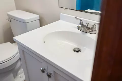 Bath - 355 Fairburn Rd, Mount Solon, VA 22843 photo 6 of 7