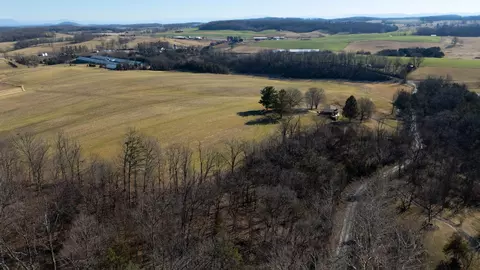View/Area - 355 Fairburn Rd, Mount Solon, VA 22843 photo 7 of 8