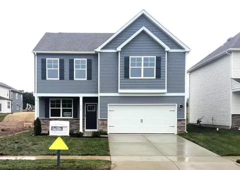 572 Summercrest Ave, Waynesboro, VA 22980