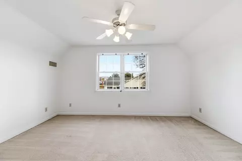 Bedroom - 620 Mason St, Dayton, VA 22821 photo 5 of 14