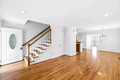 Entry Way - 620 Mason St, Dayton, VA 22821 photo 1 of 1