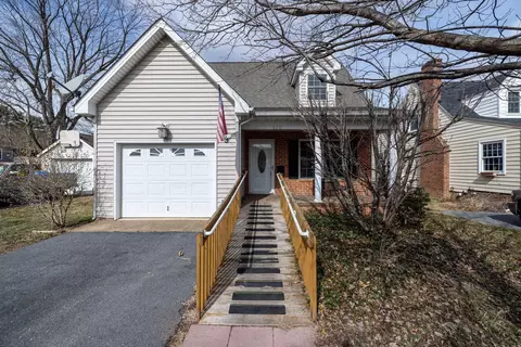 Exterior - 620 Mason St, Dayton, VA 22821 photo 2 of 18