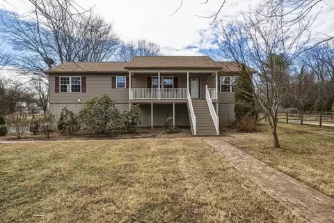212 W Bank St W # A, Bridgewater, VA 22812