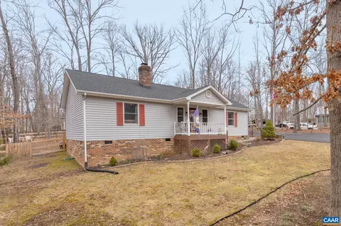 Exterior - 33 Colonial Rd, Palmyra, VA 22963 photo 13 of 13